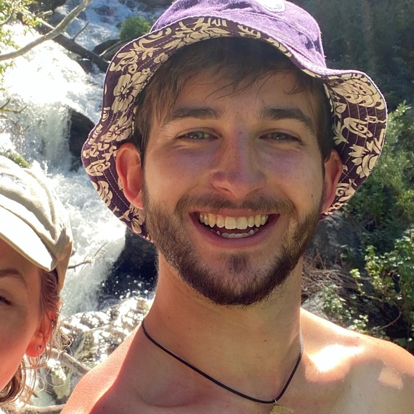 Meet your Posher, Jonah - Picture 2 of 3